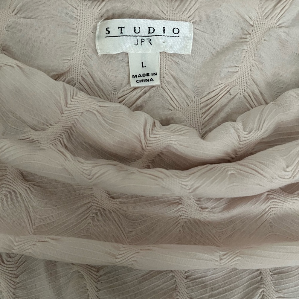 Textured Top - Picture 3 of 5